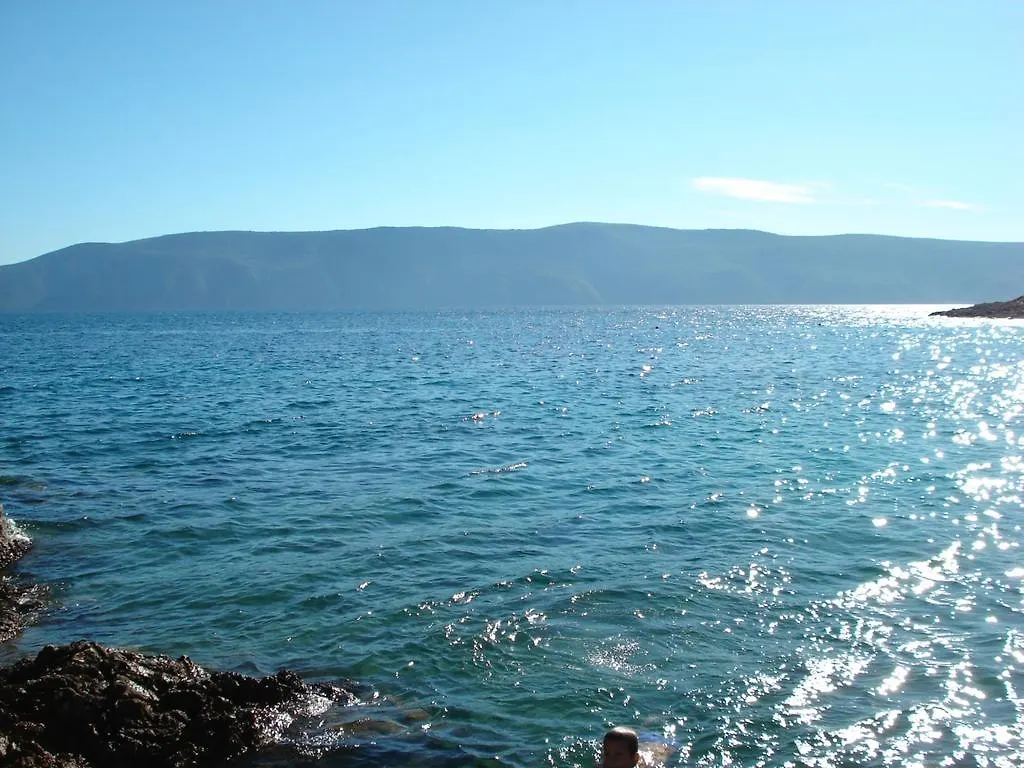 Apartments Josip Pinezici  0*, Pinezici (Krk)