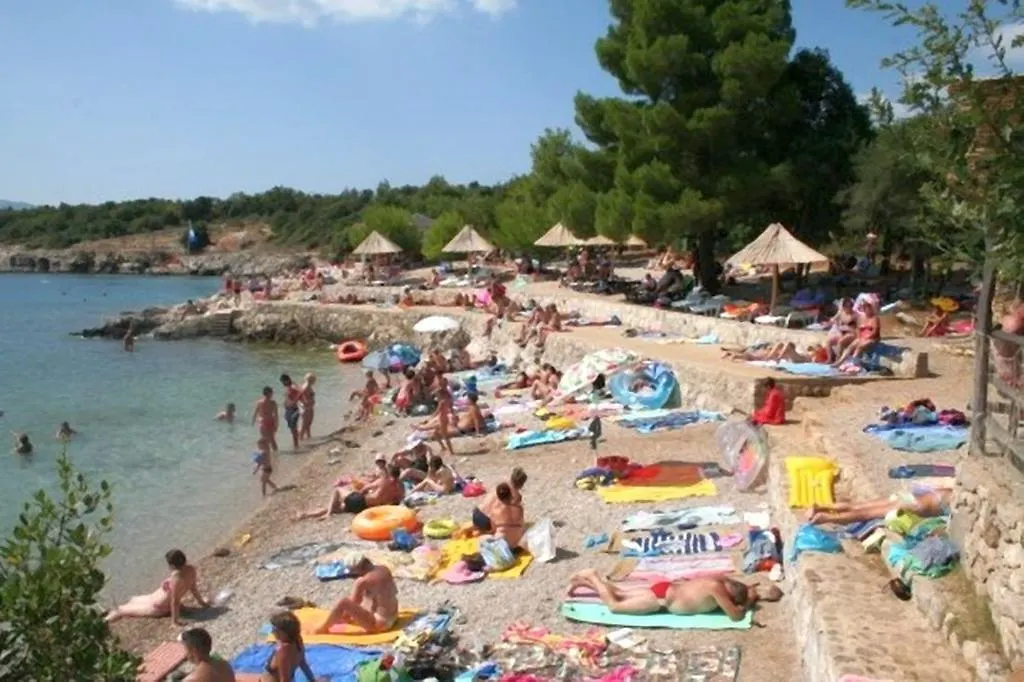 Apartments Josip Pinezici  Pinezici (Krk)