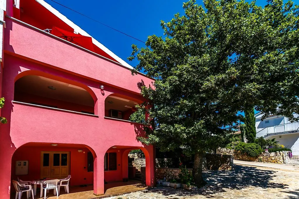 Apartments Josip Pinezici  0*, Pinezici (Krk) Croatia